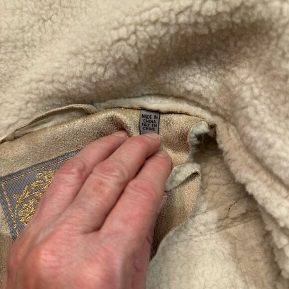 Steve Madden Faux Suede and Fur Womens Size Medium Full Zip Coat in Cream - Picture 5 of 9